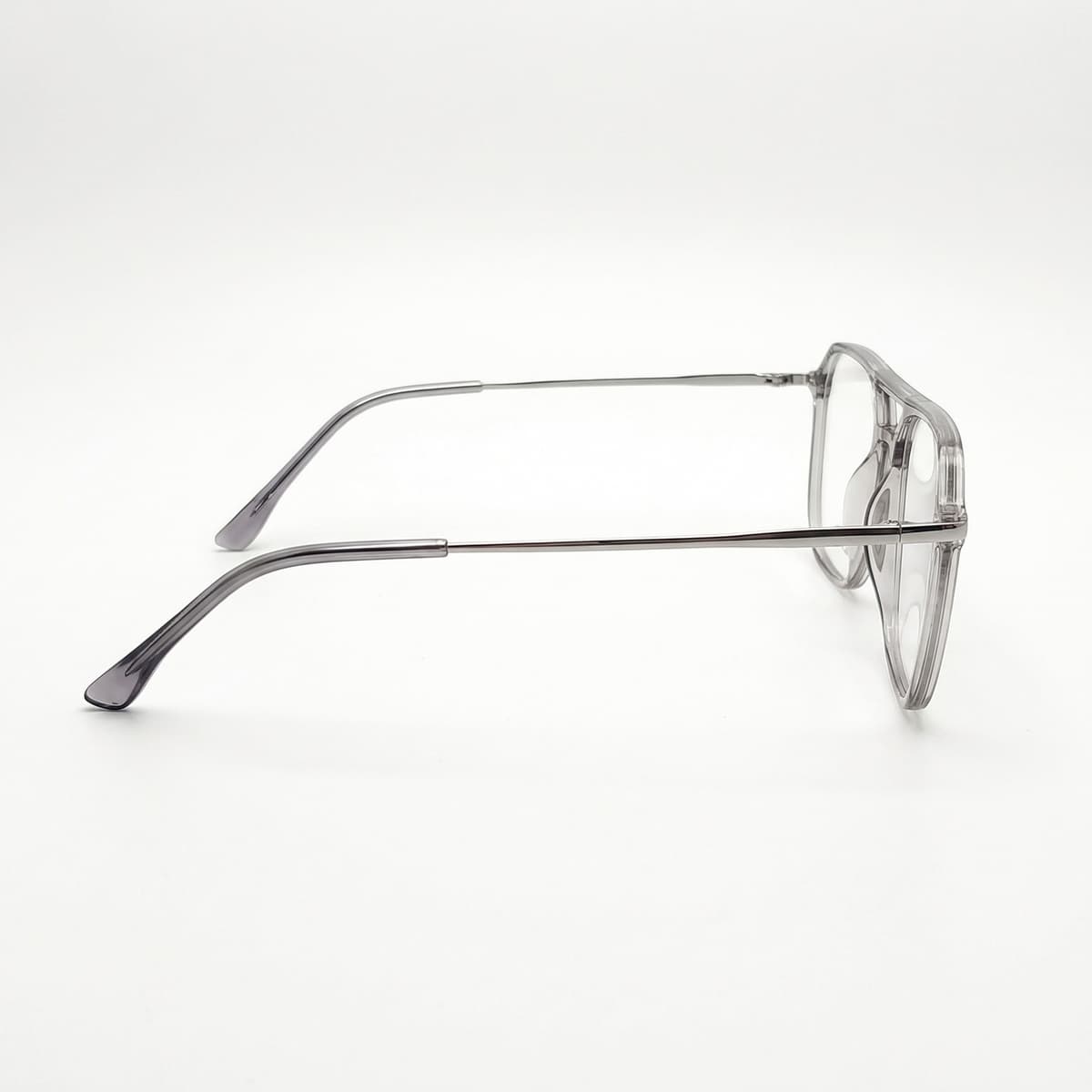 The Aviator’s Edge Side